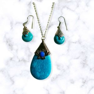 Red Turquoise necklace and earrings set